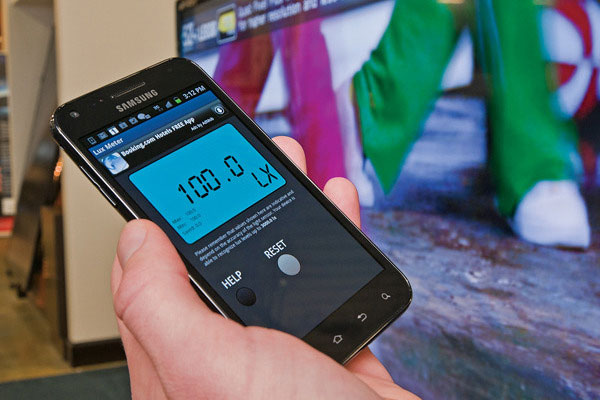 Ứng dụng đo độ sáng của tivi có mặt ở cả điện thoại Android và iOS